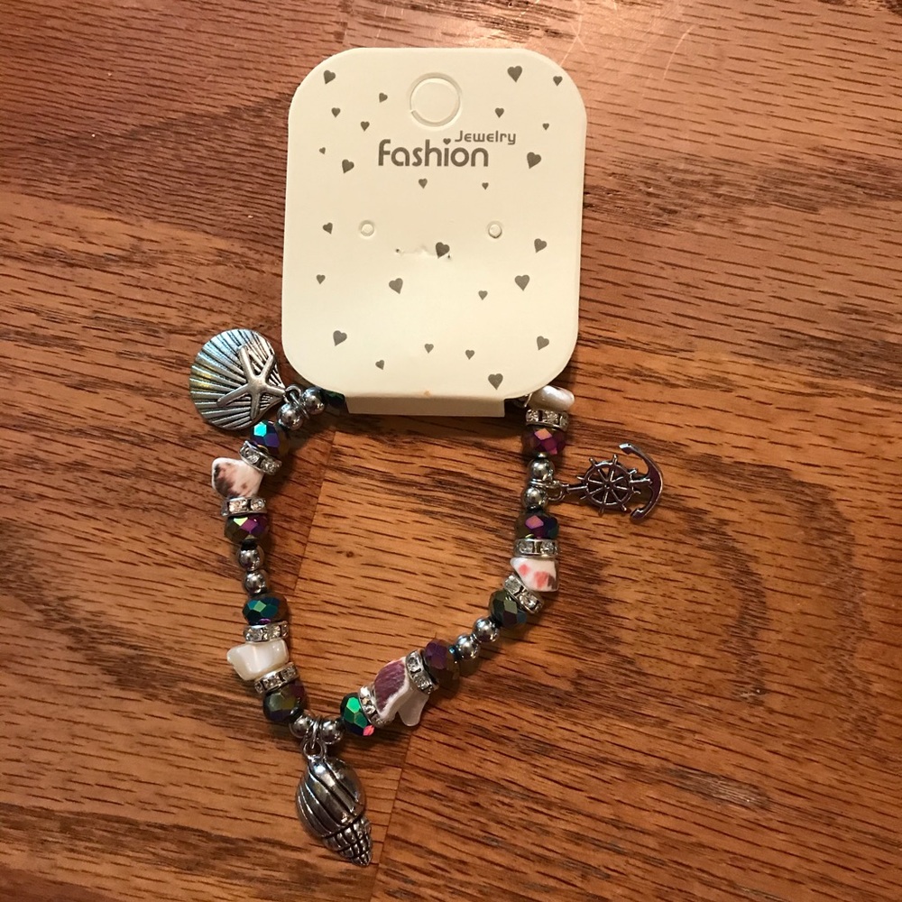 🏝NWT Summer Stretchy Seashell Bracelet (Purple)🏝